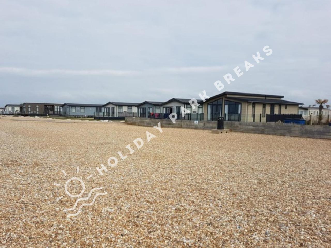 Luxury 2 Bedroom At Seal Bay Resort Selsey Exterior photo